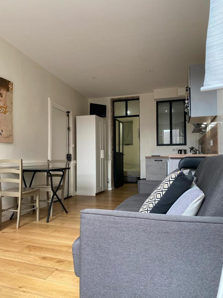 Lyon Standing Historic City Apartment Exterior foto